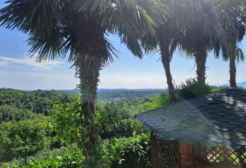 بنسيون La Casa De Riki