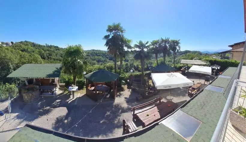ペンション La Casa De Riki