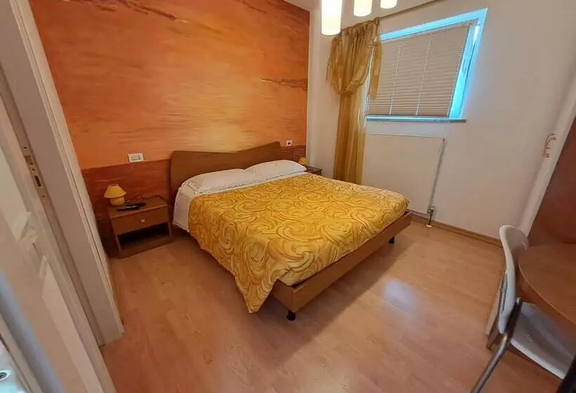 ペンション La Casa De Riki