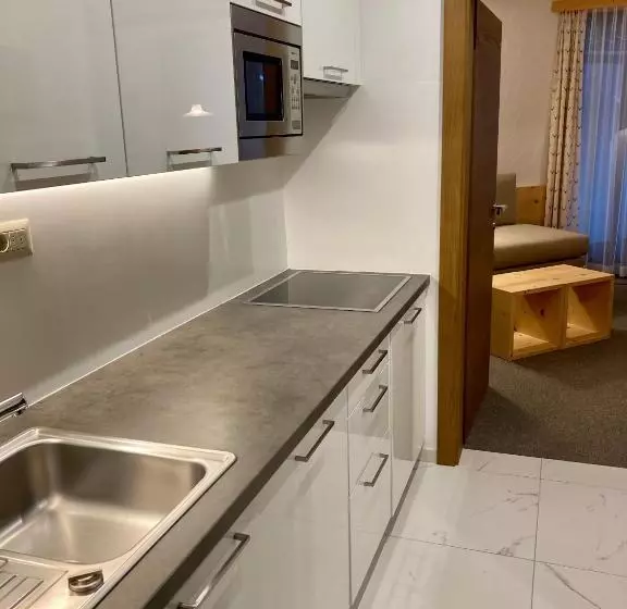 Residence Emmy