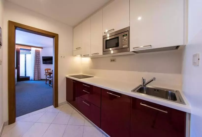 Residence Emmy