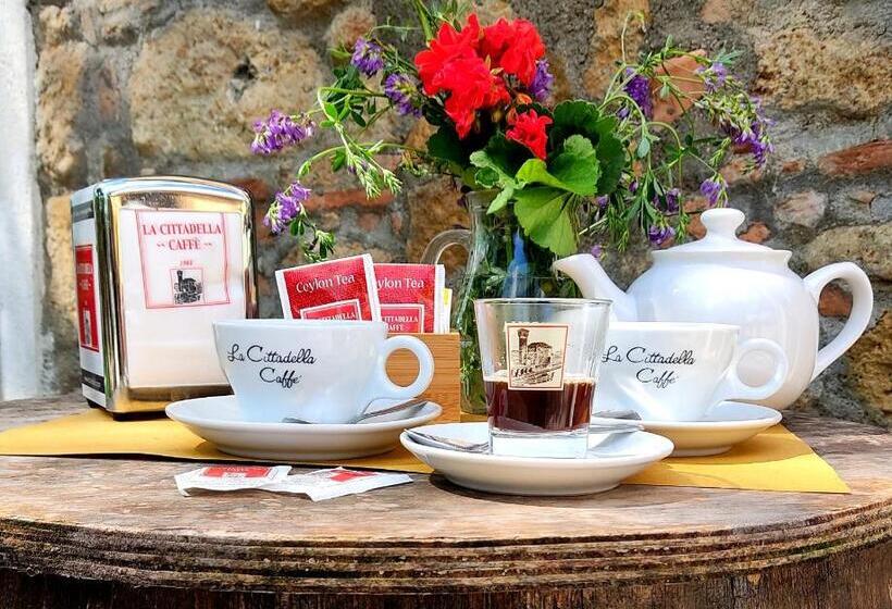 הוסטל Locanda Prato D Era