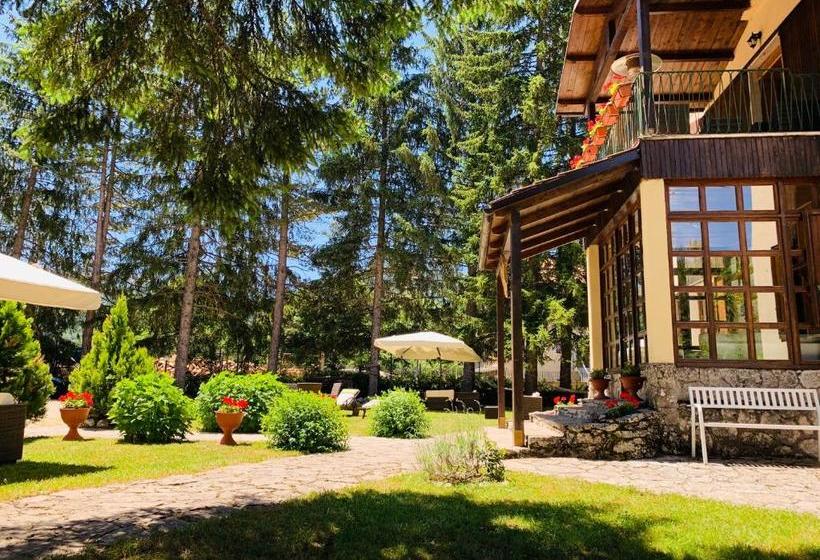 צימר Villa Dei Pini