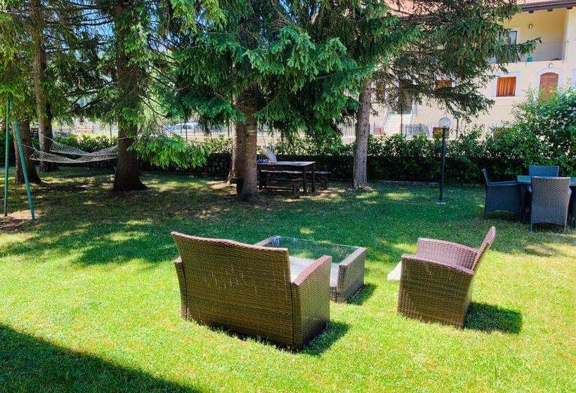 צימר Villa Dei Pini