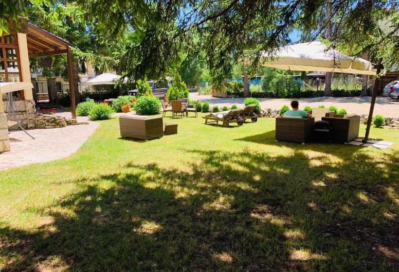 צימר Villa Dei Pini