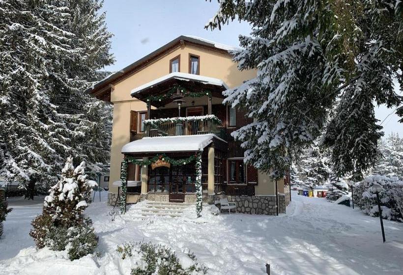 צימר Villa Dei Pini