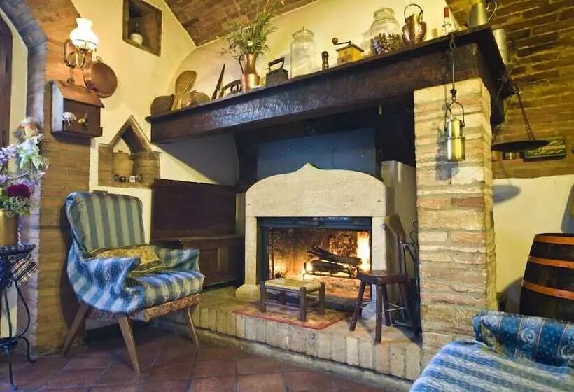 ホテル Agriturismo Cognanello