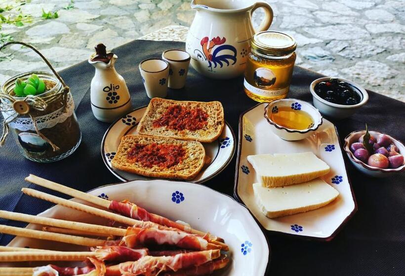 호텔 Agriturismo Donna Bianca