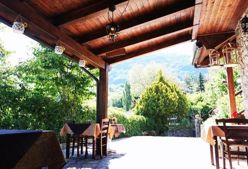 호텔 Agriturismo Donna Bianca