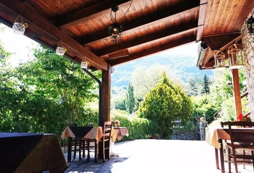 ホテル Agriturismo Donna Bianca