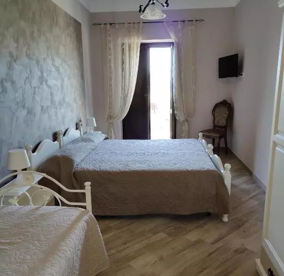 ホテル Agriturismo Donna Bianca