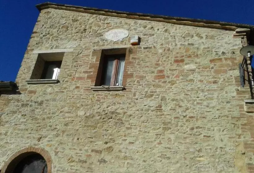 Hotelli Agriturismo Il Solaio
