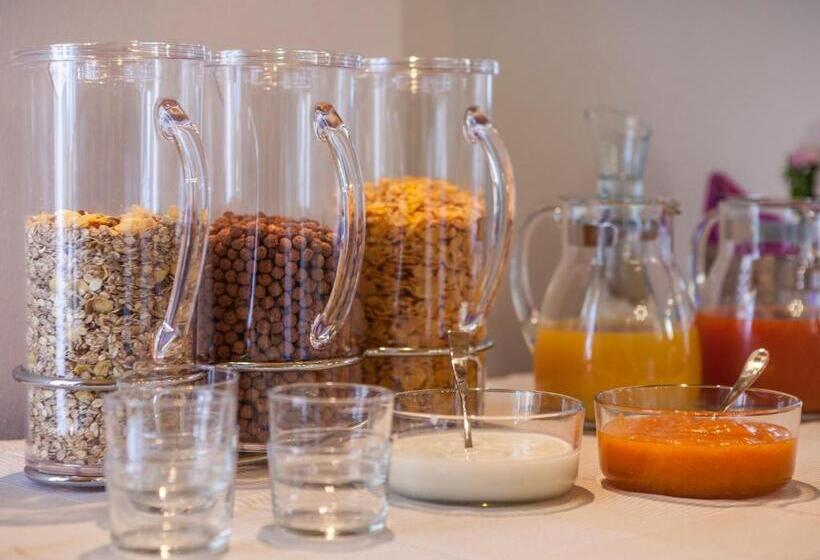 Отель Le Pervinche