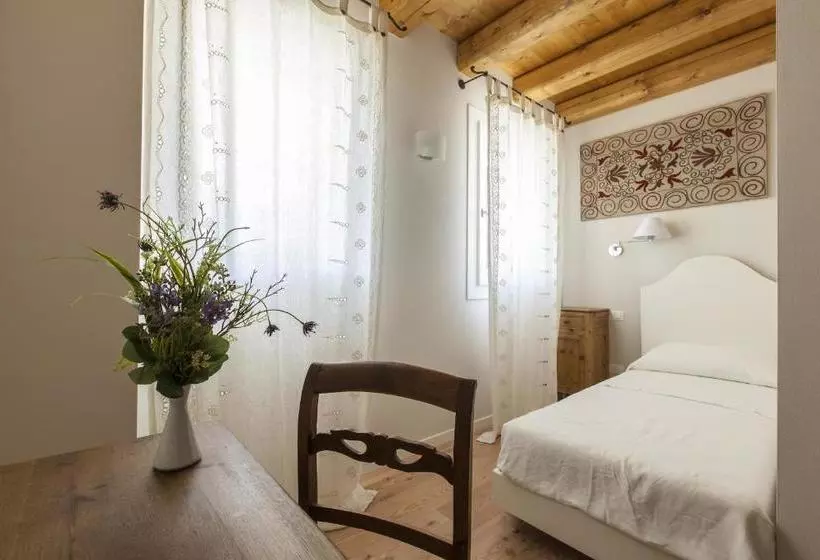 Hotel Le Pervinche