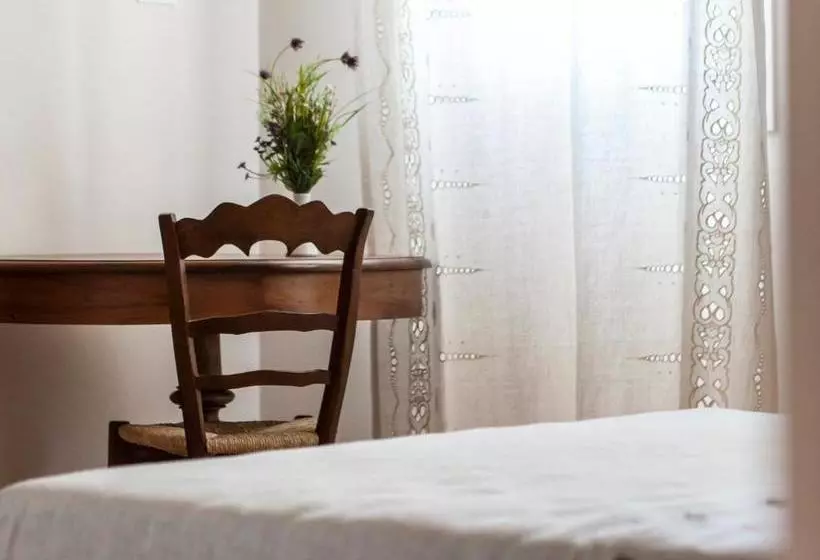 Hotel Le Pervinche