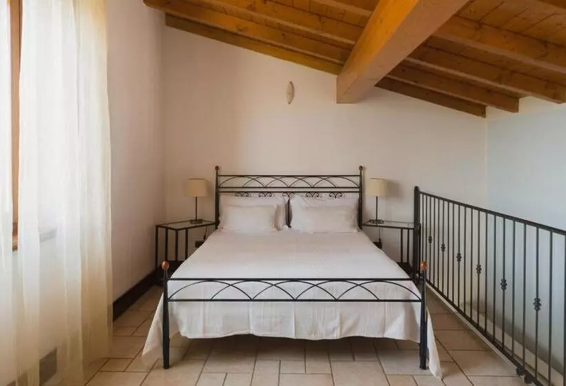 Hotelli Le Vigne Di Adamo