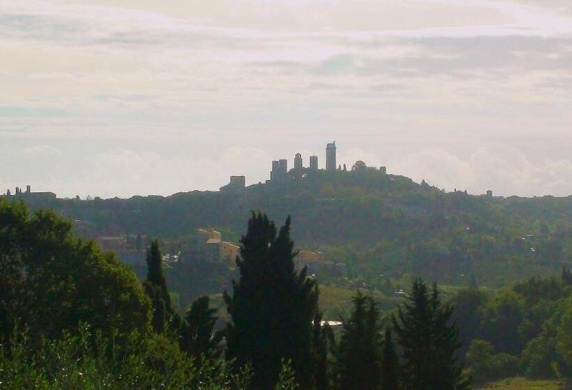 Отель Podere Montese Country House