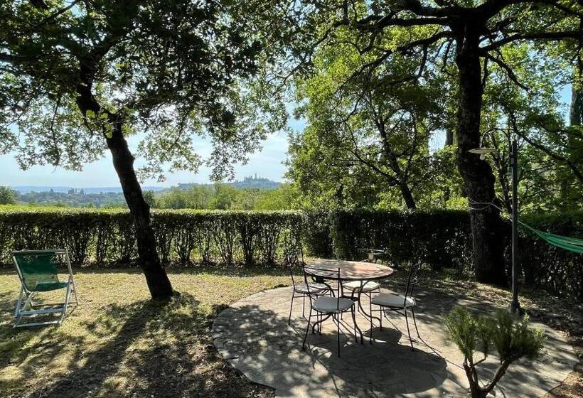 Отель Podere Montese Country House