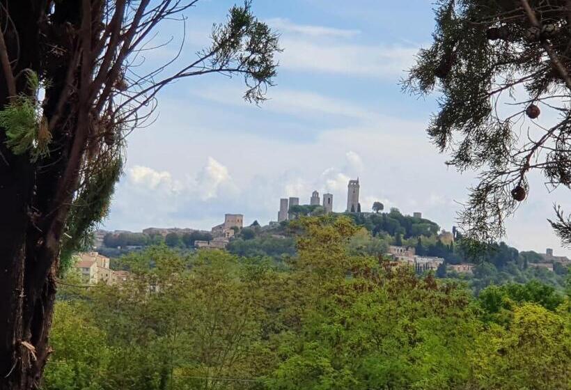 Отель Podere Montese Country House