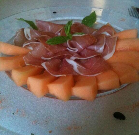 膳宿费 Burgfrieden