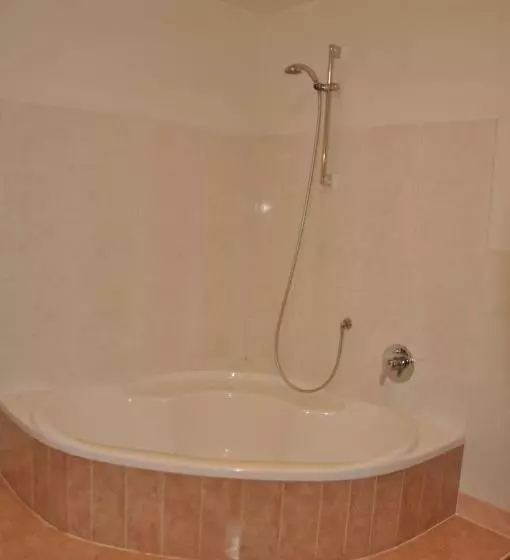 پانسیون Burgfrieden