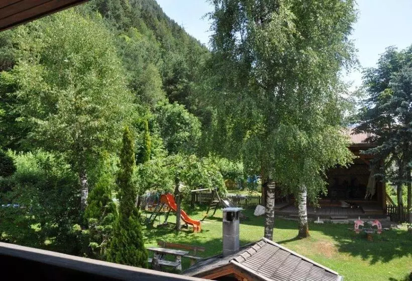 پانسیون Burgfrieden