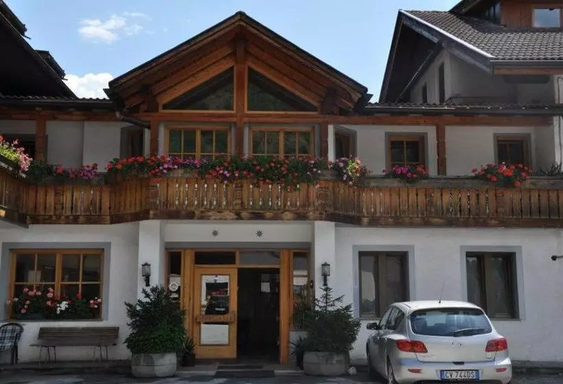 پانسیون Burgfrieden