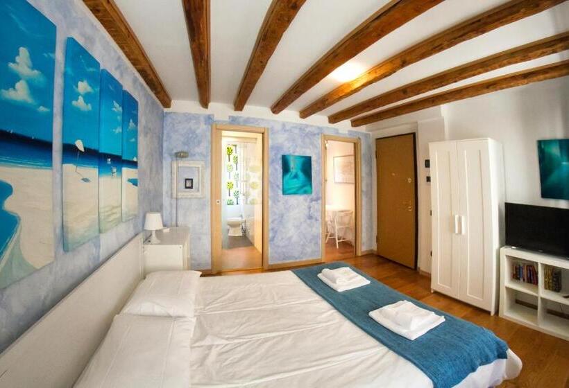 Piazza Grande City Residence