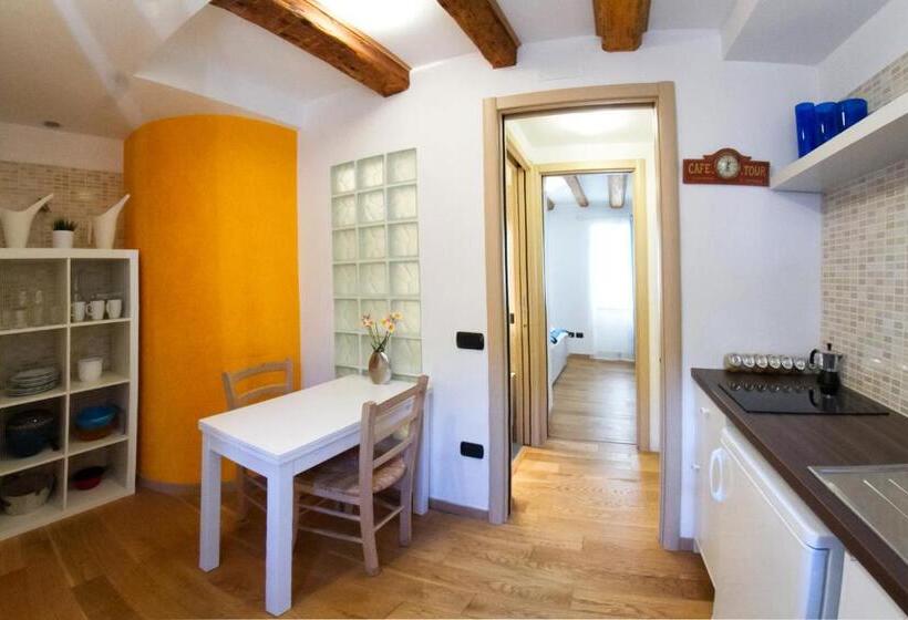 Piazza Grande City Residence