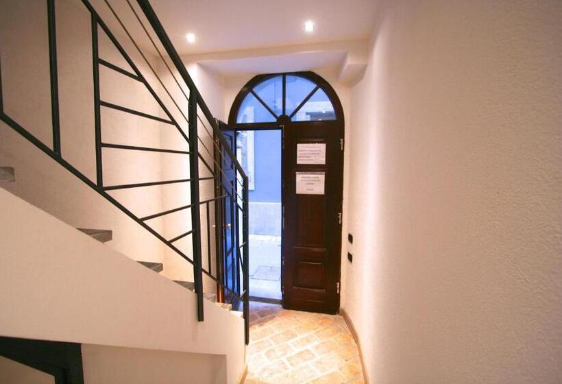 Piazza Grande City Residence