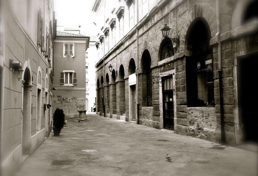 Piazza Grande City Residence