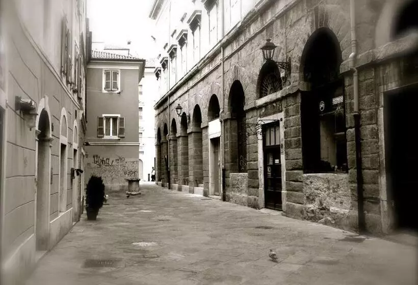 Piazza Grande City Residence