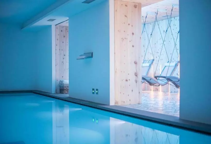 Residence Adamello Resort