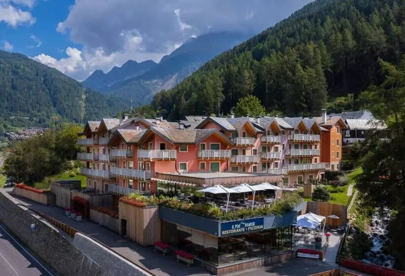 Residence Adamello Resort