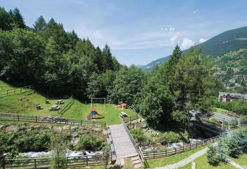 Residence Adamello Resort