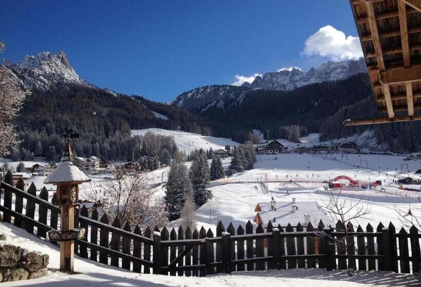 Hotell Agriturismo Maso Larciunei