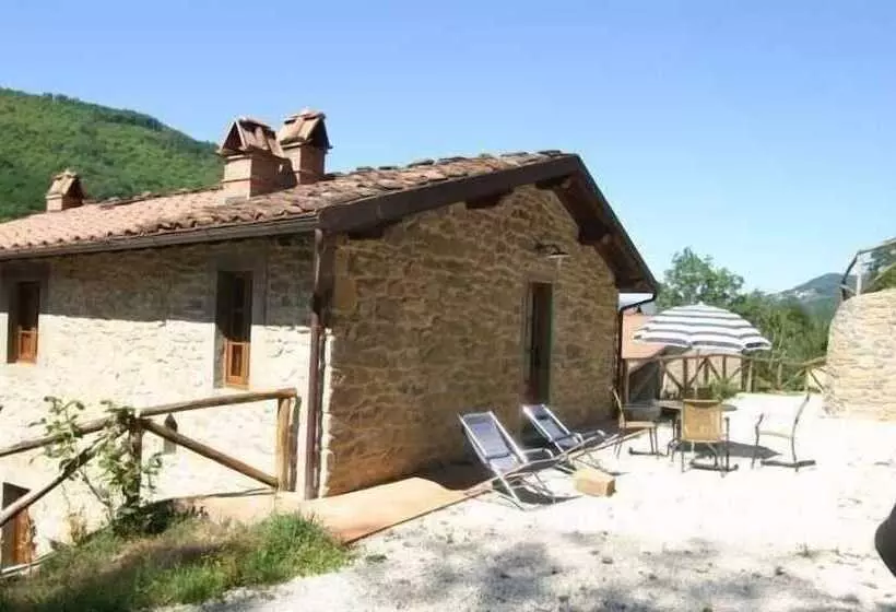 ホテル Agriturismo Pian Di Fiume