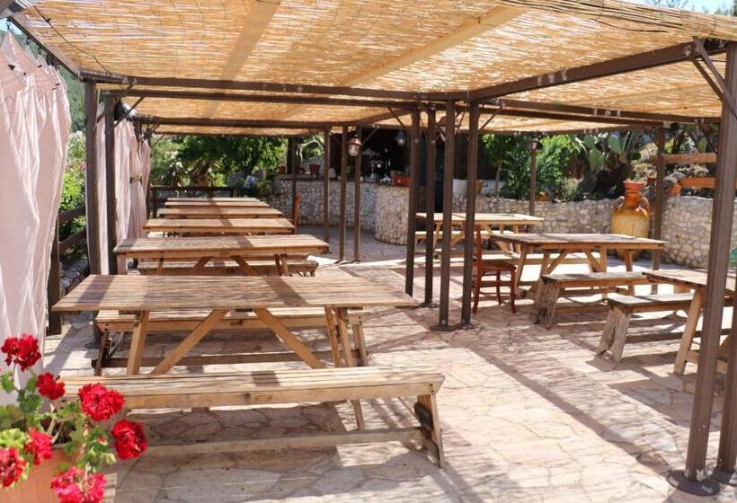 호텔 Albergo Biscotti