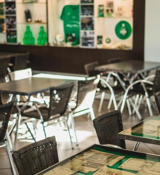 فندق Le Chaudron Vert