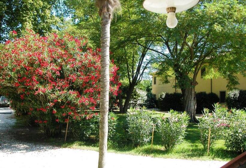 בית מלון כפרי Fattoria Di Migliarino