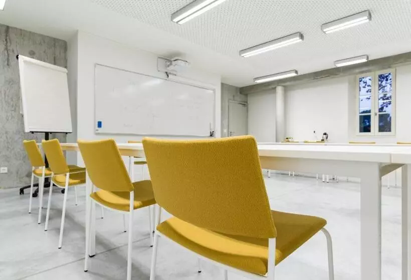 ホテル Hôtel Le Domaine Du Moulin De Monjous