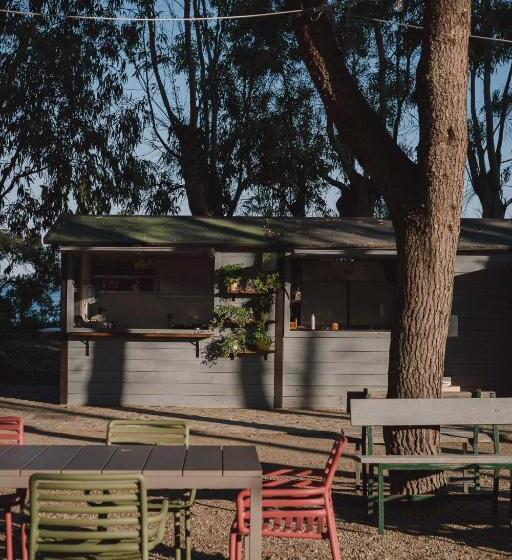 Отель Masseria Agriturismo Torre Di Albidona