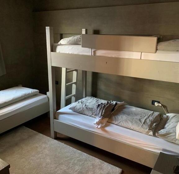 Nei Y Suredl Nevesole