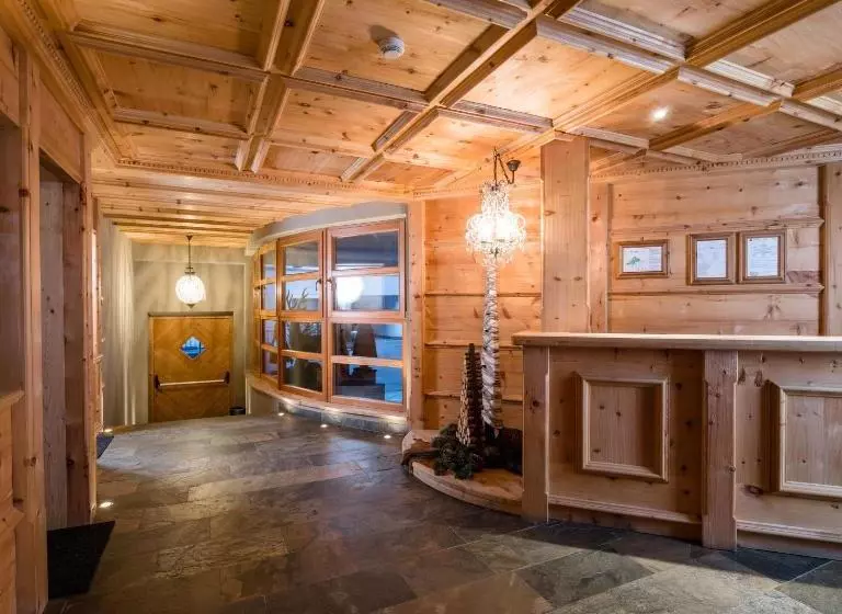 Nei Y Suredl Nevesole