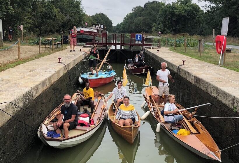 Bed and Breakfast Ecluse De La Tindière