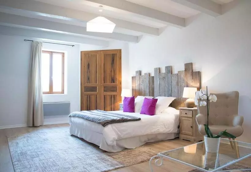 ペンション La Bastide Des Bourguets Adults Only, Mont Ventoux