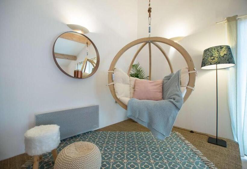 ペンション La Bastide Des Bourguets Adults Only, Mont Ventoux