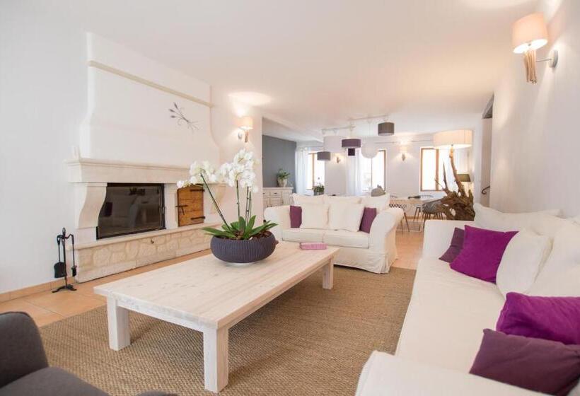 ペンション La Bastide Des Bourguets Adults Only, Mont Ventoux