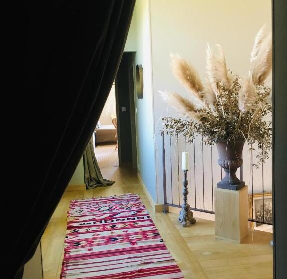 צימר Domaine De La Partoucie