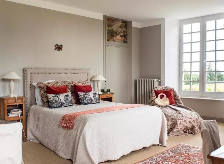 Aamiaismajoitus (B&B) Domaine De La Partoucie